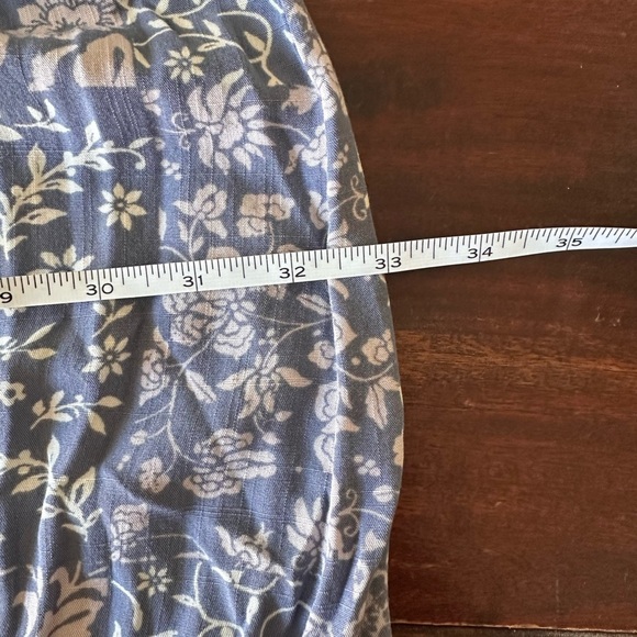 Forever 21+ Blue Floral Smocked Midi Dress Women’s 2X Coastal Cowgirl - Picture 4 of 4